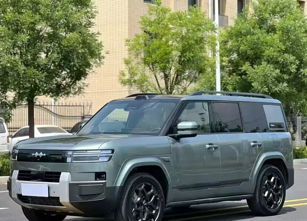 Top-spec Four-wheel-drive Ultra Version of the Fangchengbao Titanium 7 with 360kW Motor 1200km NEDC Range Registered March 2026