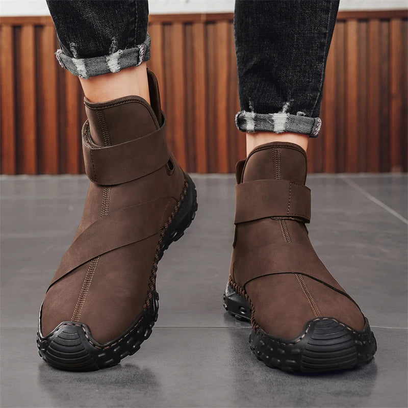 Factory Supply Custom LOGO Service Middle-top Anti-slip Large Size Handmade Stitched Men Leather Casual Boots Sneakers Shoes