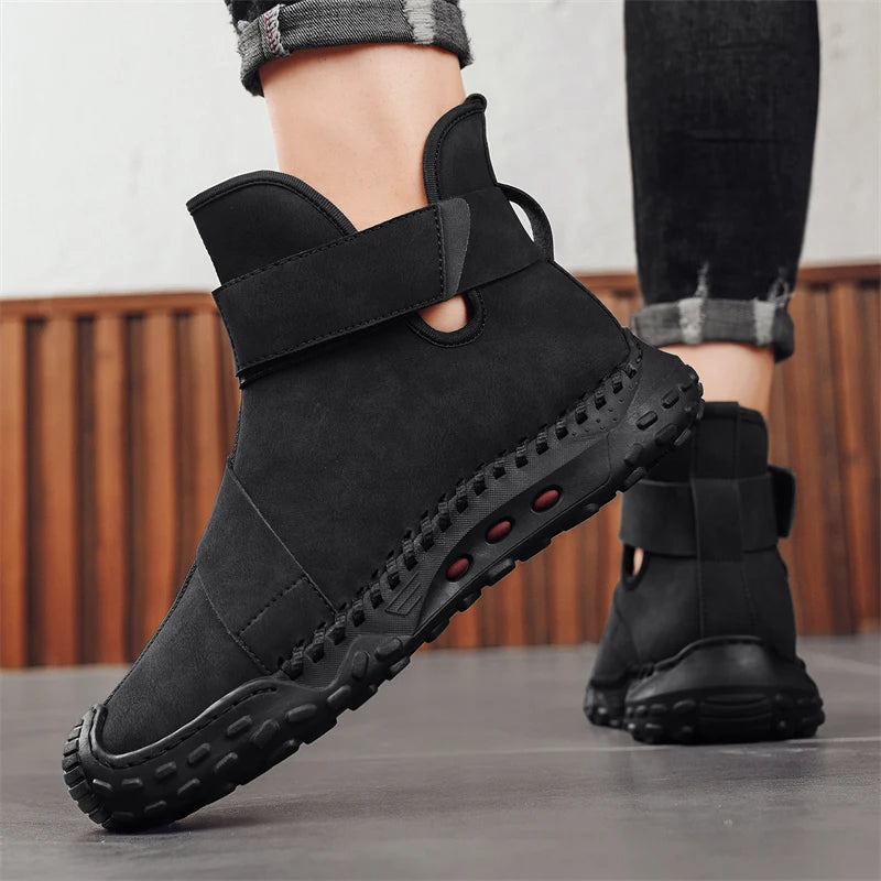 Factory Supply Custom LOGO Service Middle-top Anti-slip Large Size Handmade Stitched Men Leather Casual Boots Sneakers Shoes
