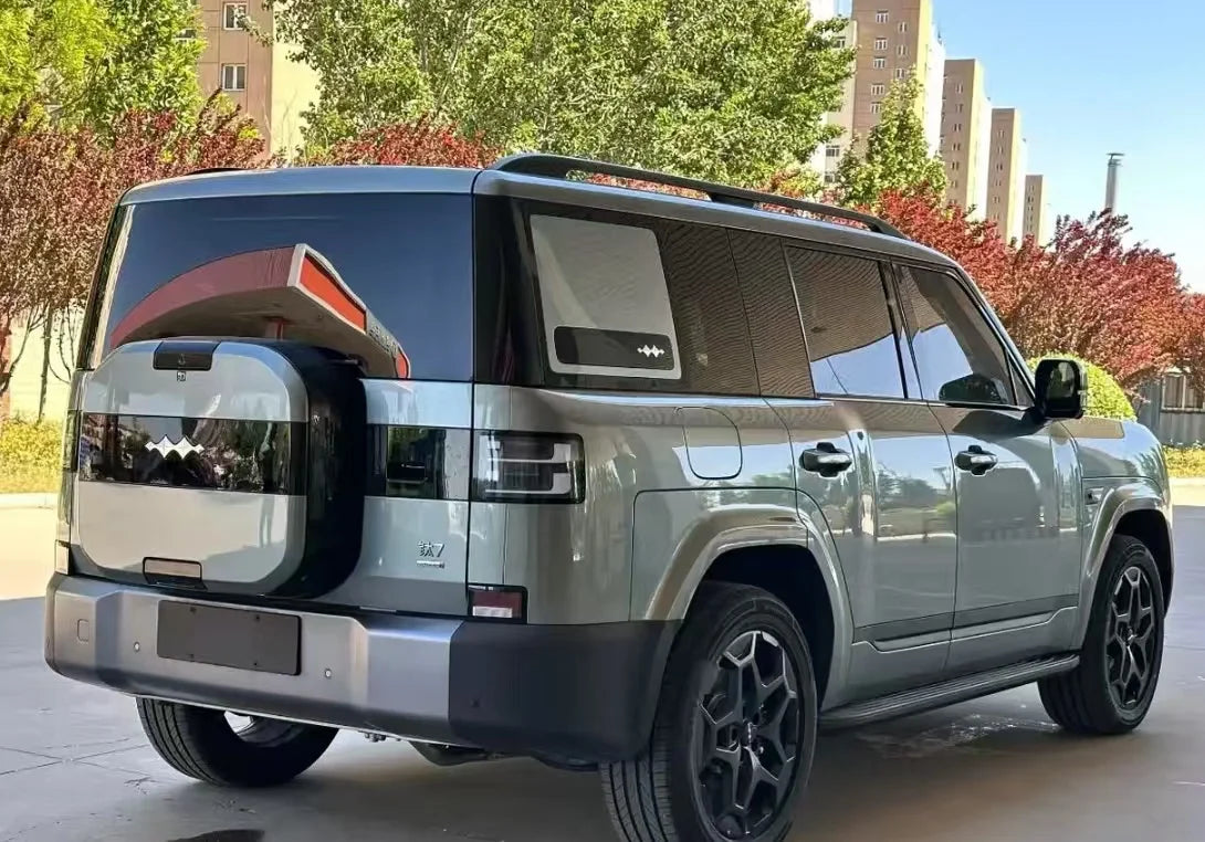 Top-spec Four-wheel-drive Ultra Version of the Fangchengbao Titanium 7 with 360kW Motor 1200km NEDC Range Registered March 2026