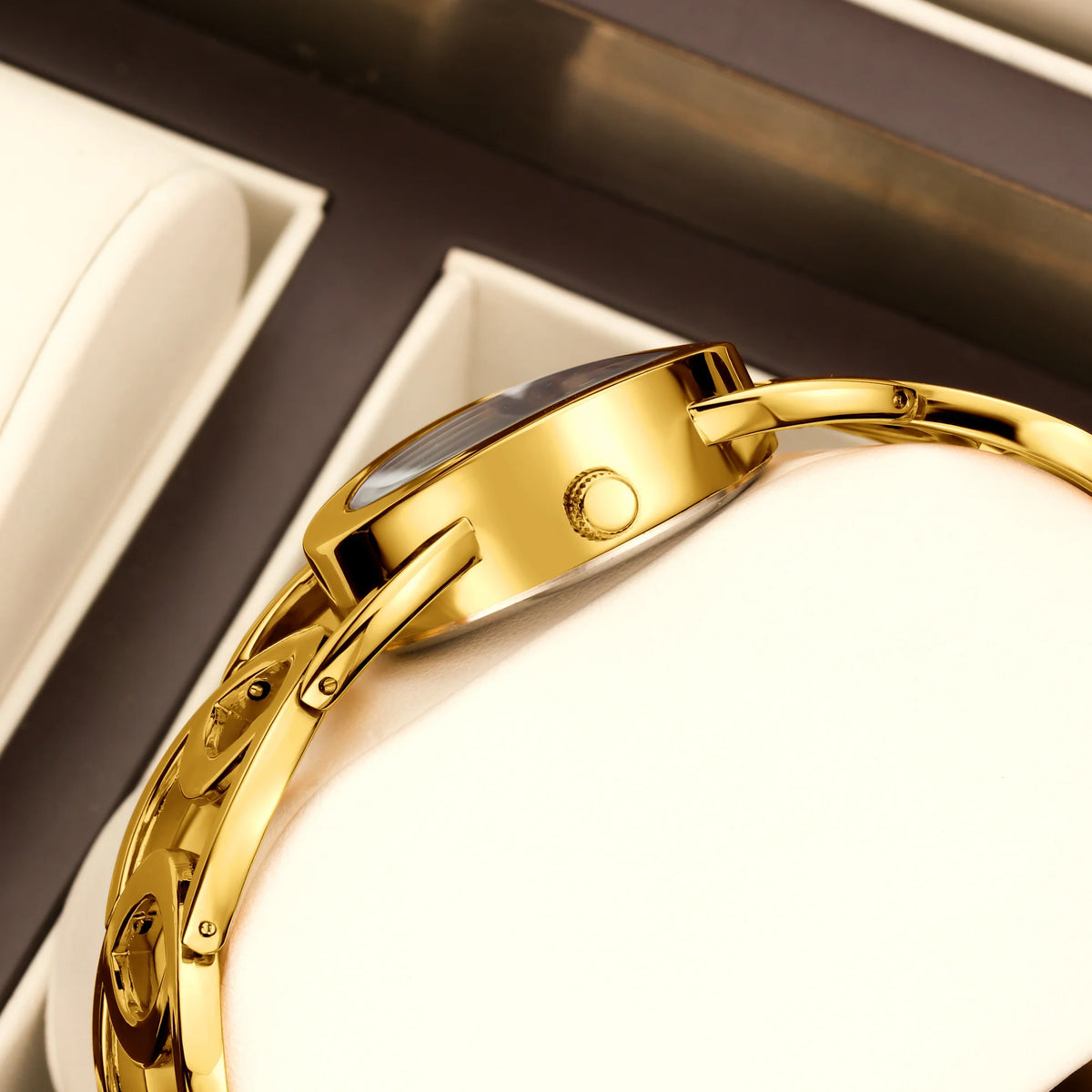 Women's Fashion Bracelet Watch: A Luxurious, Elegant, Water-Resistant Quartz Timepiece – The Perfect Gift Reloj Mujer Montre